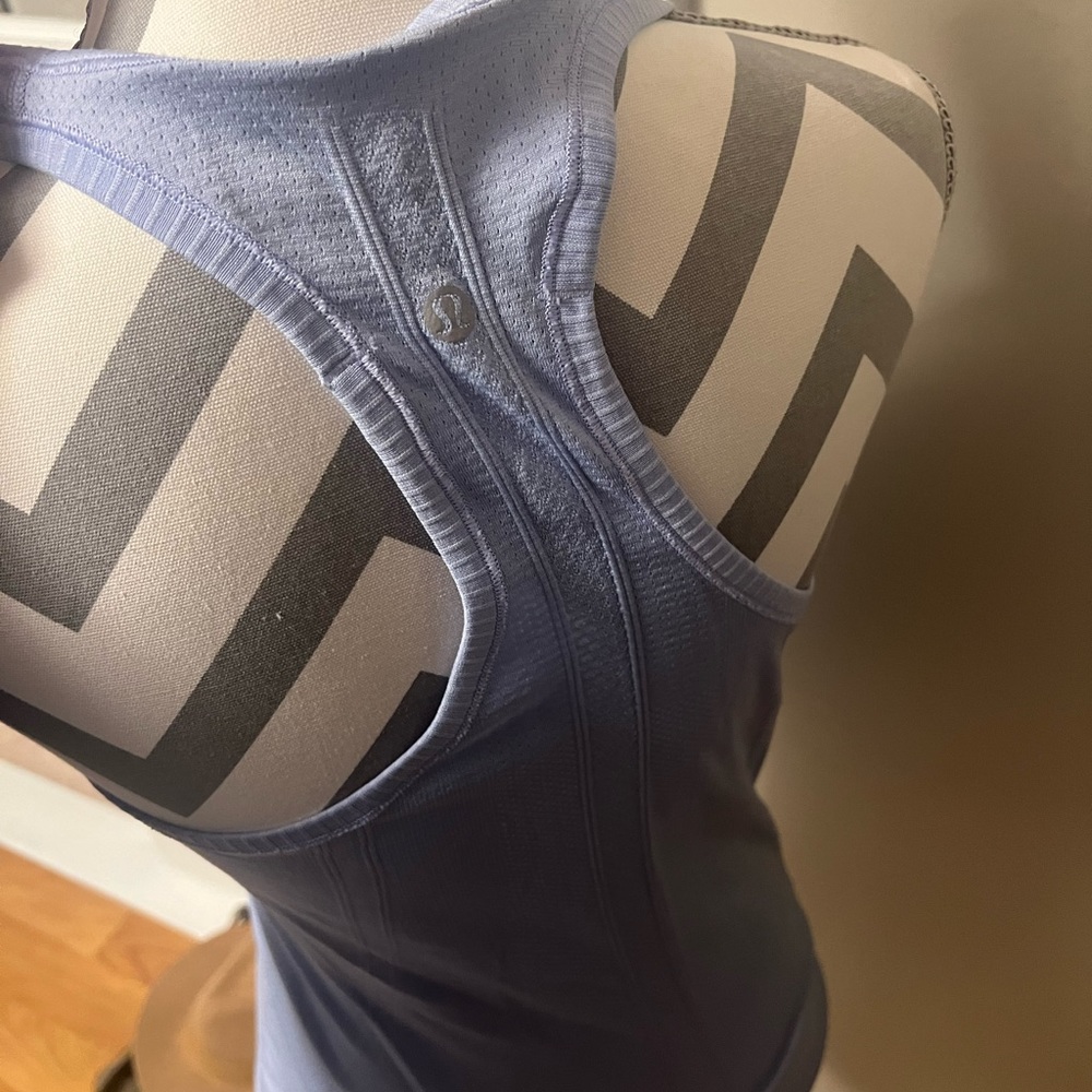 Lululemon Racorback Tank top - Picture 2 of 2